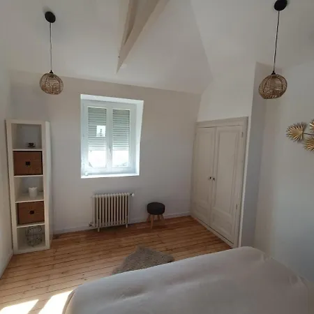 De Caractere, L'aventurine Apartment *